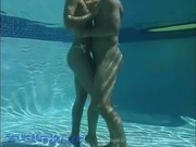 Видео подводного секса